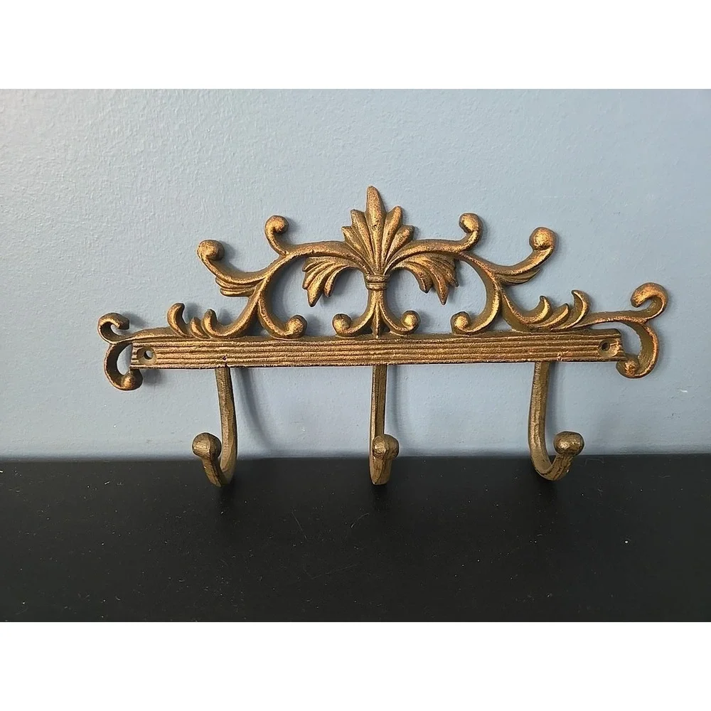 Vintage Metal  3 Hook Wall Mount Hooks Hanger Wheat Sheath & Scroll Design Keys